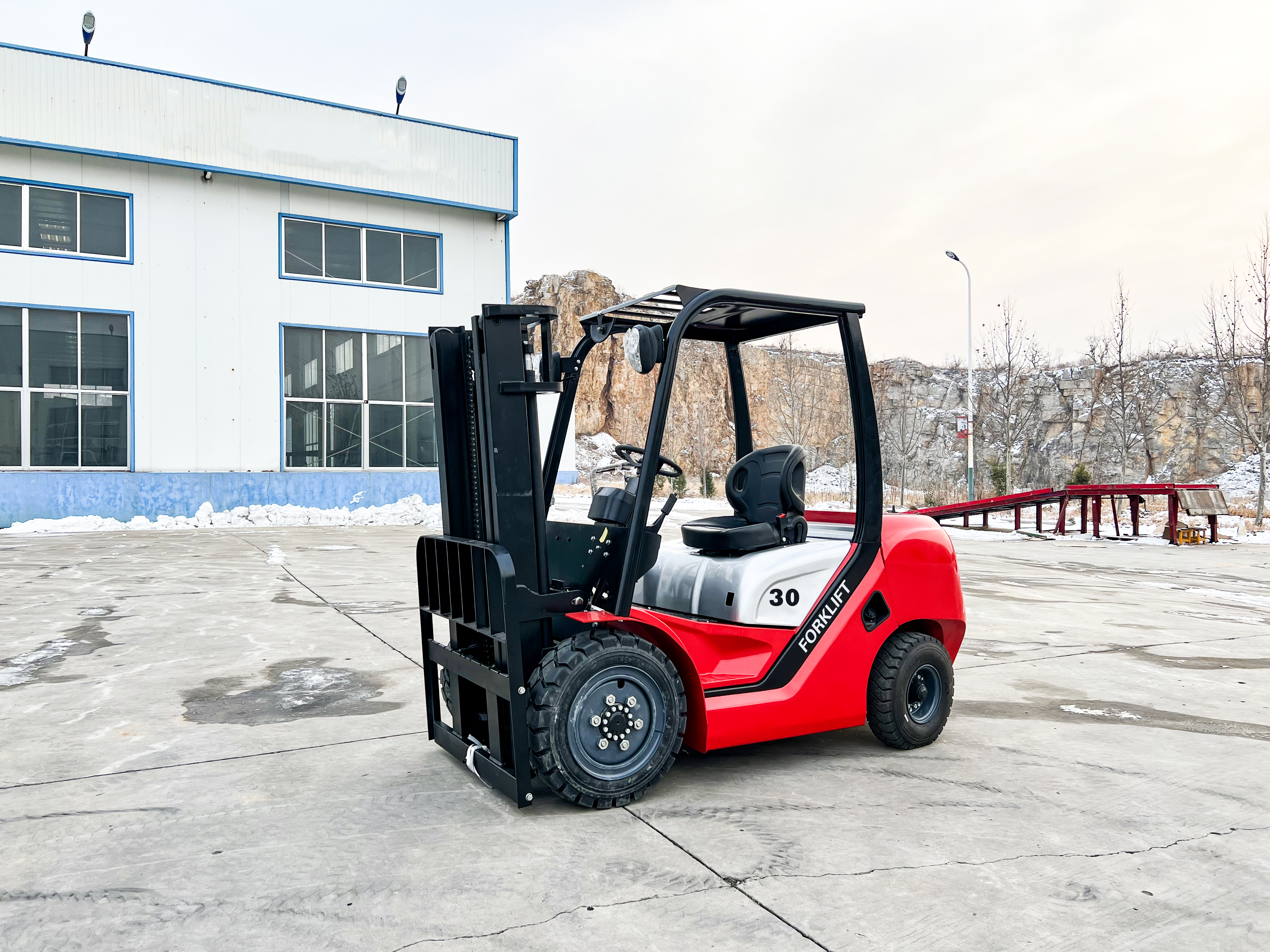 Вилочный погрузчик Everlift Дизельные вилочные погрузчики Цена FD30 3000 кг 3500 кг 3-6 м Триплекс-мачтовые вилочные погрузчики Твердые шины Боковой сдвиг