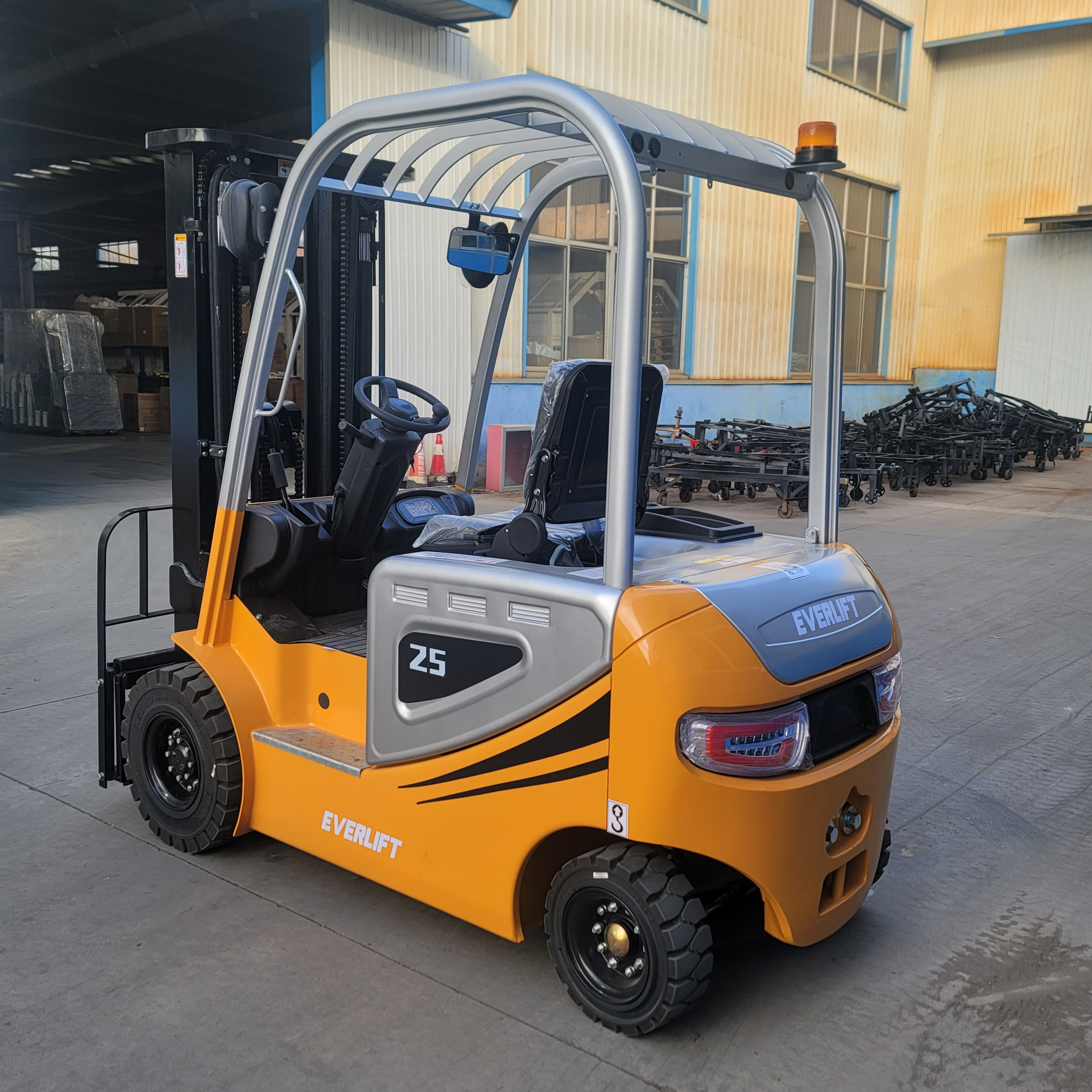 Электрический вилочный погрузчик 2,5 тонны Everlift FB25E Мини-электрический погрузчик 2500 кг, высота подъема 3 м с высоким качеством
