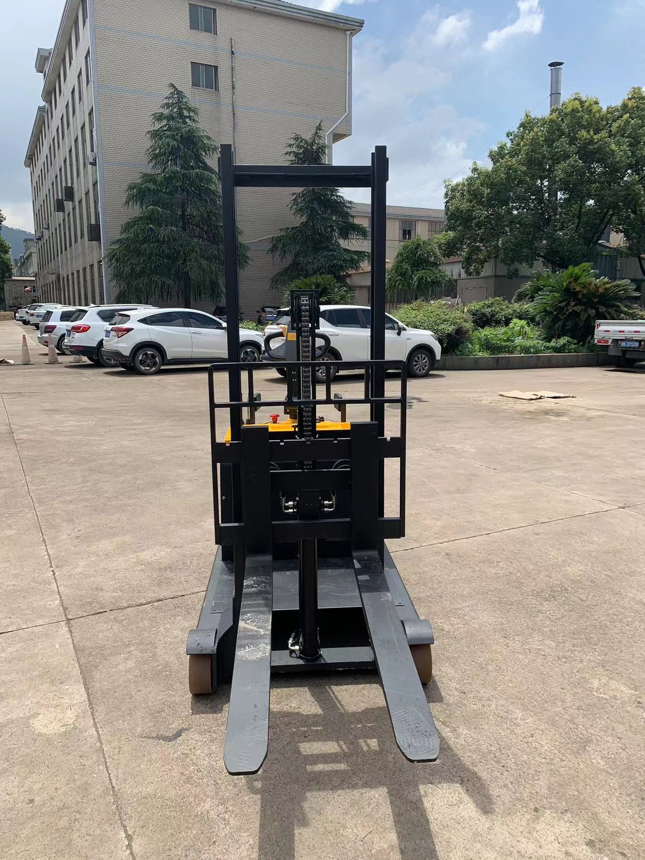 Электрический штабелер с противовесом Everlift 800 кг, двухступенчатый подъемник с мачтой, электрический штабелер, заводская цена, цена на электрический штабелер