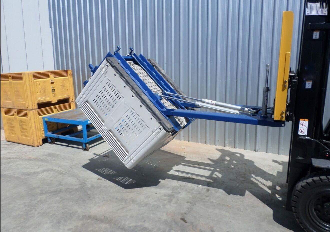 Навесное оборудование и детали для вилочного погрузчика Bin Tipper от Everlift