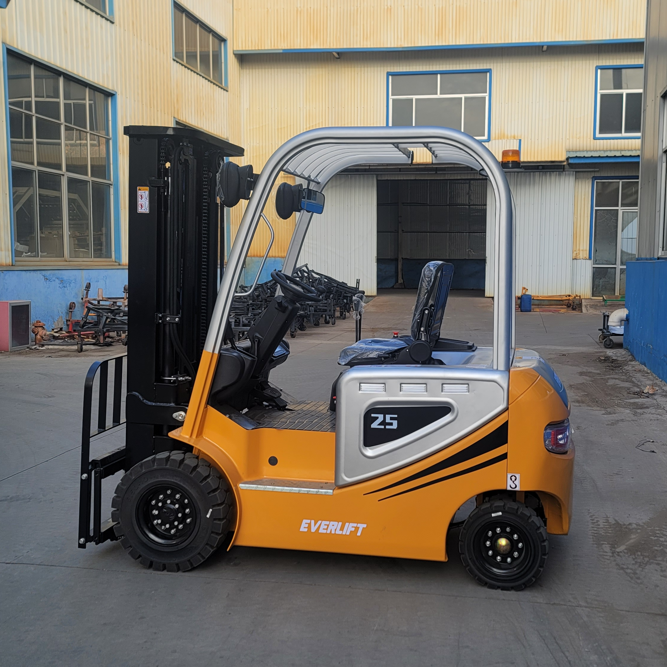 Электрический вилочный погрузчик 2,5 тонны Everlift FB25E Мини-электрический погрузчик 2500 кг, высота подъема 3 м с высоким качеством