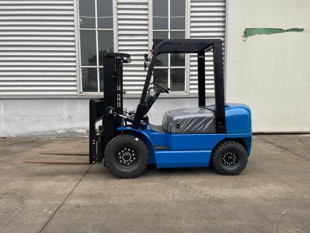 Вилочные погрузчики Эверлифт дизельные ФД20 2Тон 3м с японским грузоподъемником двигателя Ниссан ИСУЗУ Мицубиси